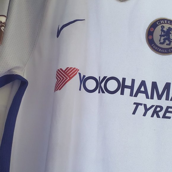 Authentic Jersey of Chelsea Football Club, CHAMPIONS OF THE 2016/17 SEASON. - Picture 1 of 9